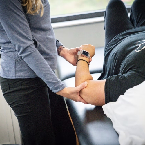physical therapy-Michigan-Orthopedic-Center-Lansing-Okemos-MI