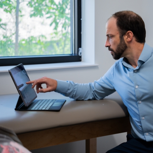 Josh Goethals Knee Hip and Shoulder Michigan-Orthopedic-Center-Lansing-Okemos-MI