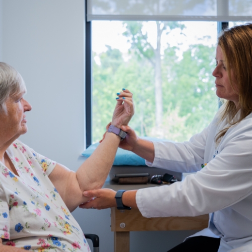 Michigan-Orthopedic-Center-Lansing-Okemos-MI