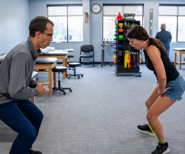 therapeutic-exercise-Michigan-Orthopedic-Center-Lansing-Okemos-MI