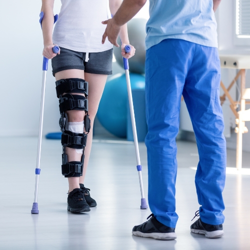 pre-post-surgical-therapy-Michigan-Orthopedic-Center-Lansing-Okemos-MI